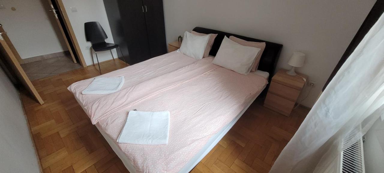 Cozy Downtown Apartment Budapest Eksteriør billede